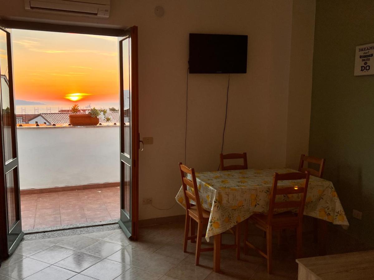 Sorrento Sunset Home Meta Exterior photo